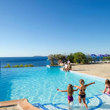 Residence Goelia Le Domaine De La Pinede Le Lavandou Exterior foto